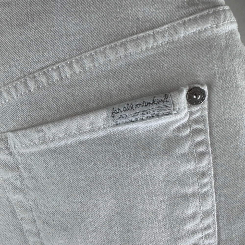 7 FOR ALL MANKIND Women’s Size 26 Denim Jean Shorts High Rise White Stretch